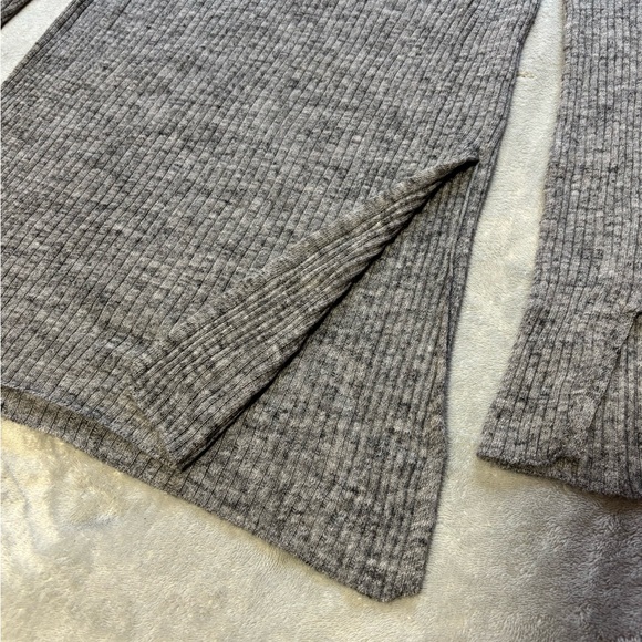 Zara Knit Grey V-Neck Dress - Picture 3 of 7
